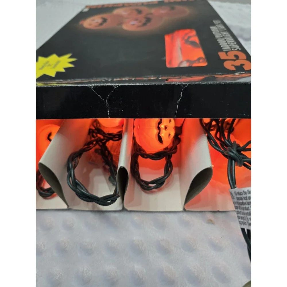 Vintage 1998 Halloween Pumpkin Light Set Open Box Working Blow Mold 35 Pumpkins